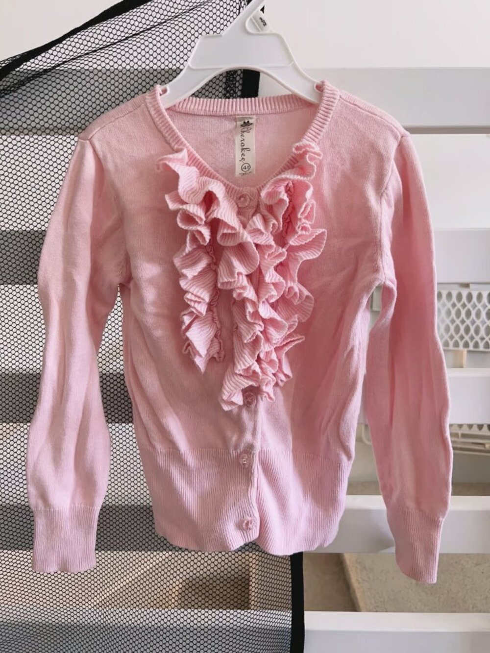 Cherokee Girls Pink Sweater Ruffled Front Button Down Sz 4T Long Sleevee cardiga